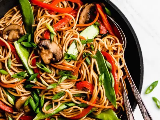 15-Minute Vegetable Lo Mein