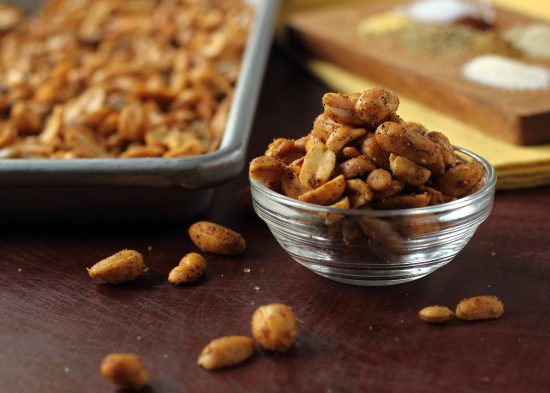 Spicy Nut Snack Mix