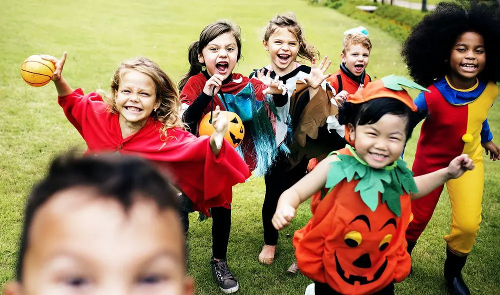 21 Wonderful Classic Book Week Costume Inspirations for Boys and Girls