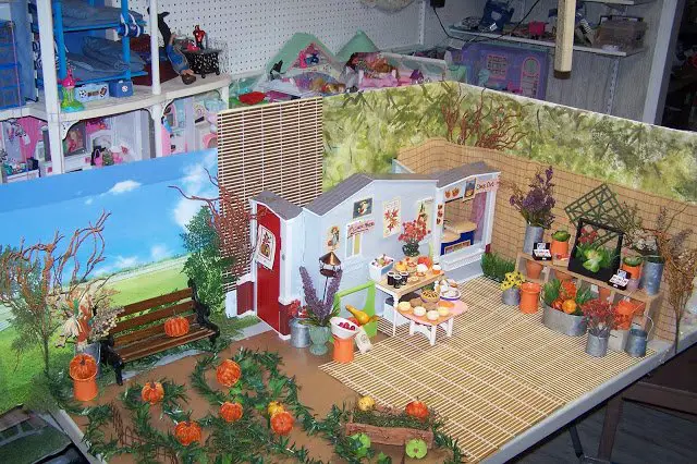 Bountiful Pumpkin Farm Diorama