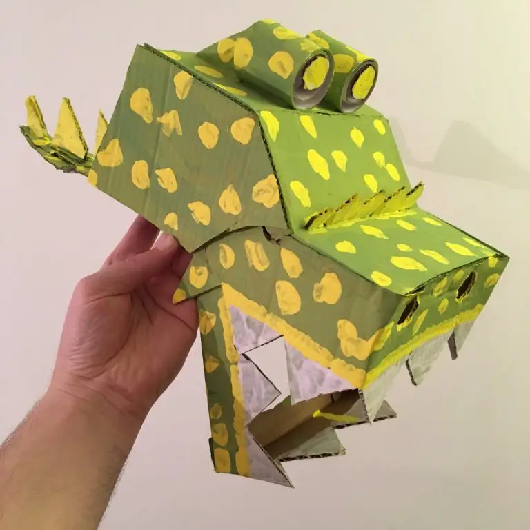 20 Jurassic Dinosaur Cardboard-Themed Crafts For Kids - Rainbow Printables