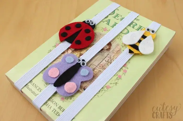 Elastic DIY Bookmarks Idea 