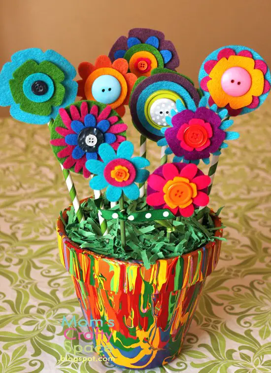 20 Innovative Earth-Friendly Recycled Art Projects For Kids - Rainbow ...